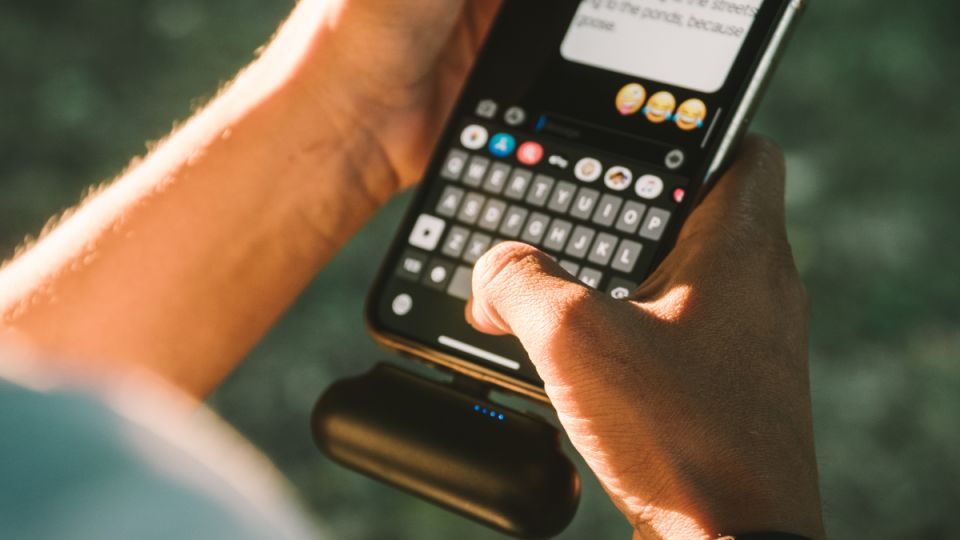 Как распознать мошеннические СМС: три наиболее распространенные схемы