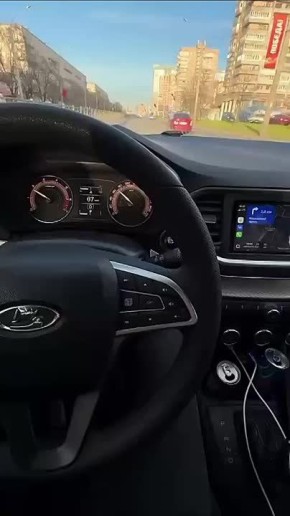  Lada Vesta     