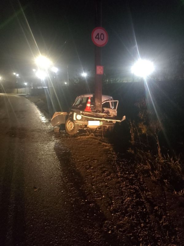 15 октября 2025 года, около 03 часов 50 минут, напротив дома № 44, расположенного на ул. Пойма в г. Ижевске, 22 – летний водитель автомобиля «Лада-2121», находящийся в состоянии опьянения, в пути следования не справился с...