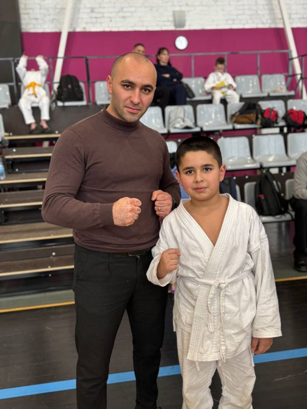 В День отца полицейские Удмуртии присоединяются к ведомственной кампании #сПапойВместе