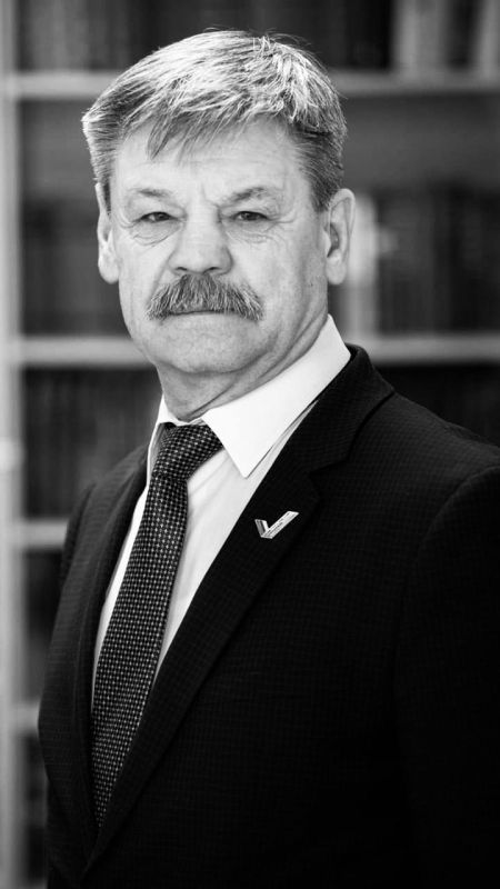 20 октября на 68-м году после продолжительной болезни ушёл из жизни общественный деятель, бессменный лидер инвалидов по слуху Удмуртии Валерий Крылов