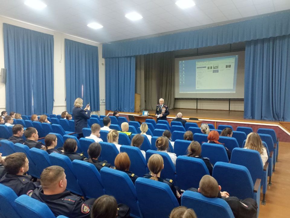 В Центре профессиональной подготовки МВД по Удмуртской Республике прошел урок мужества