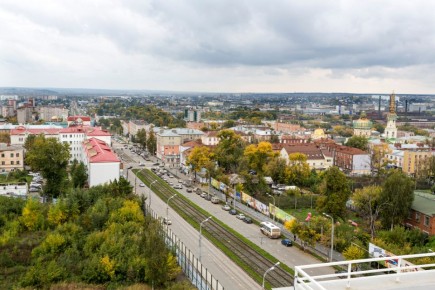 На улице Майской начали подготовку к благоустройству Сквера памяти