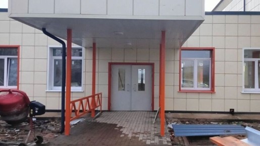 Школу в Какможе после затянувшегося капремонта обещают открыть зимой