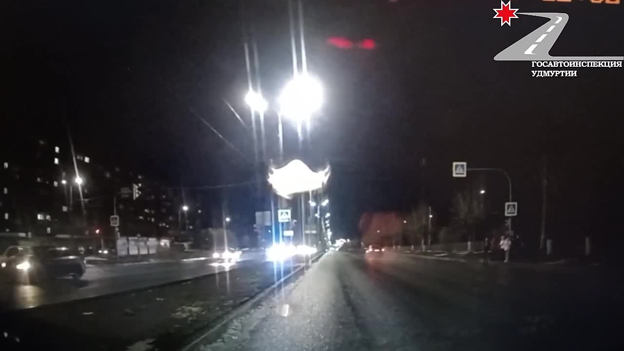 В Ижевске в результате наезда пострадала девушка - пешеход