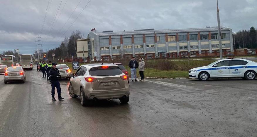 Сегодня. , а это значит, что на дорогах региона автоинспекторы работают в усиленном режиме — массовые проверки проходят по всей территории Сегодня. , а это значит, что на дорогах региона автоинспекторы работают в усиленном режиме — массовые проверки проходят по всей территории