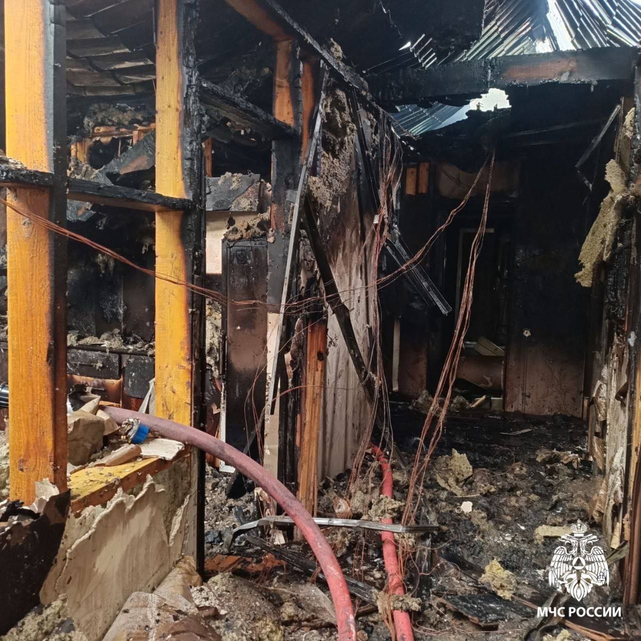 Кафе-гостиница «У Тол Бабая» пострадала от пожара в Шарканском районе Удмуртии Кафе-гостиница «У Тол Бабая» пострадала от пожара в Шарканском районе Удмуртии