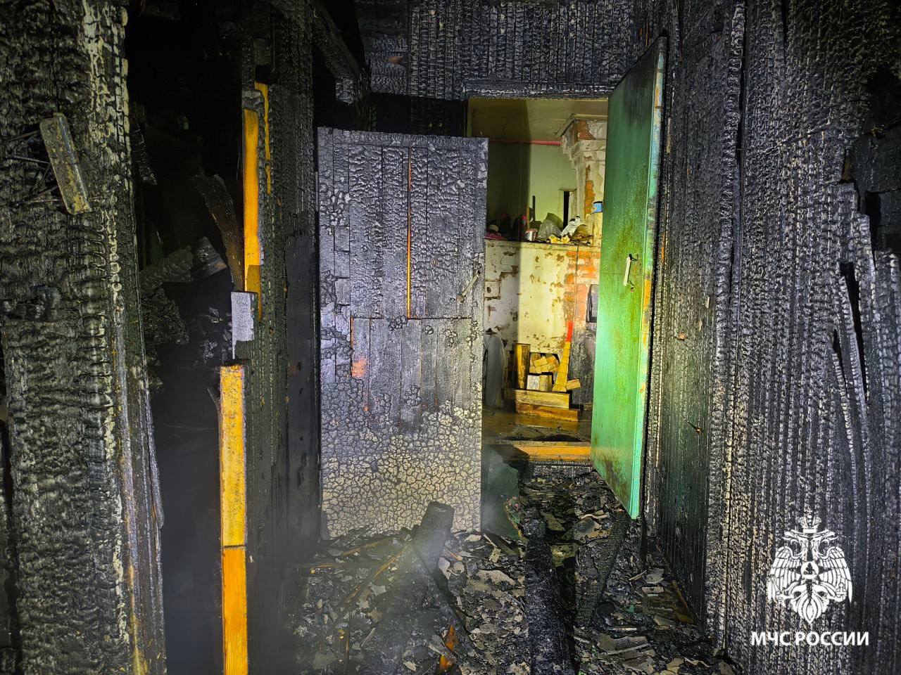 Бдительный сосед предотвратил крупный пожар в Удмуртии Бдительный сосед предотвратил крупный пожар в Удмуртии