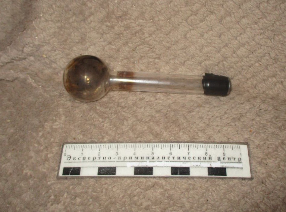 В Глазове сотрудники полиции ликвидировали наркопритон В Глазове сотрудники полиции ликвидировали наркопритон