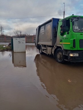 На улице Мурмана в Ижевске сложилась курьёзная ситуация