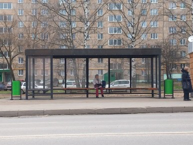 После вмешательства прокуратуры Ленинского района г. Ижевска на ул. Клубной установлен остановочный павильон