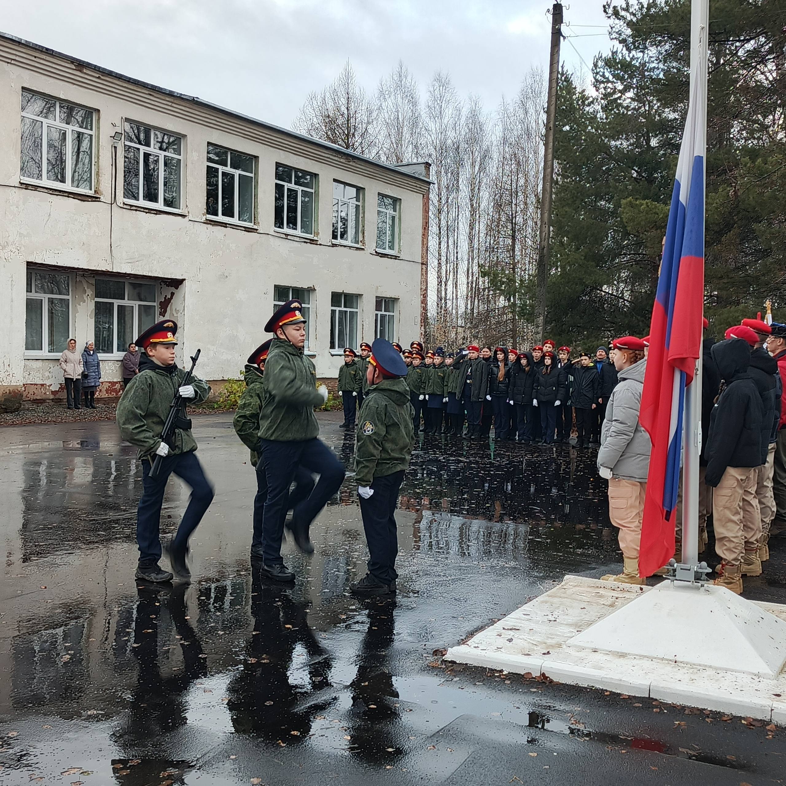 Кадеты класса имени Андрея Касимова приняли участие в масштабной патриотической экспедиции «Гордый взгляд вперёд» Кадеты класса имени Андрея Касимова приняли участие в масштабной патриотической экспедиции «Гордый взгляд вперёд»