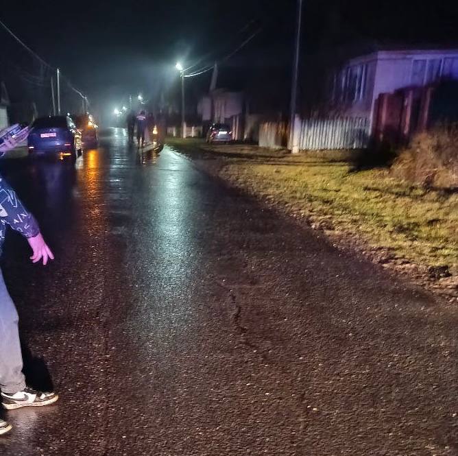 16 ноября 2025 года, около 1 часа, у дома №18 по улице Советской в посёлке Ильинское на территории Малопургинского района Удмуртии, по предварительной информации, 25-летний водитель автомобиля «Рено Дастер» совершил наезд на... 16 ноября 2025 года, около 1 часа, у дома №18 по улице Советской в посёлке Ильинское на территории Малопургинского района Удмуртии, по предварительной информации, 25-летний водитель автомобиля «Рено Дастер» совершил наезд на...