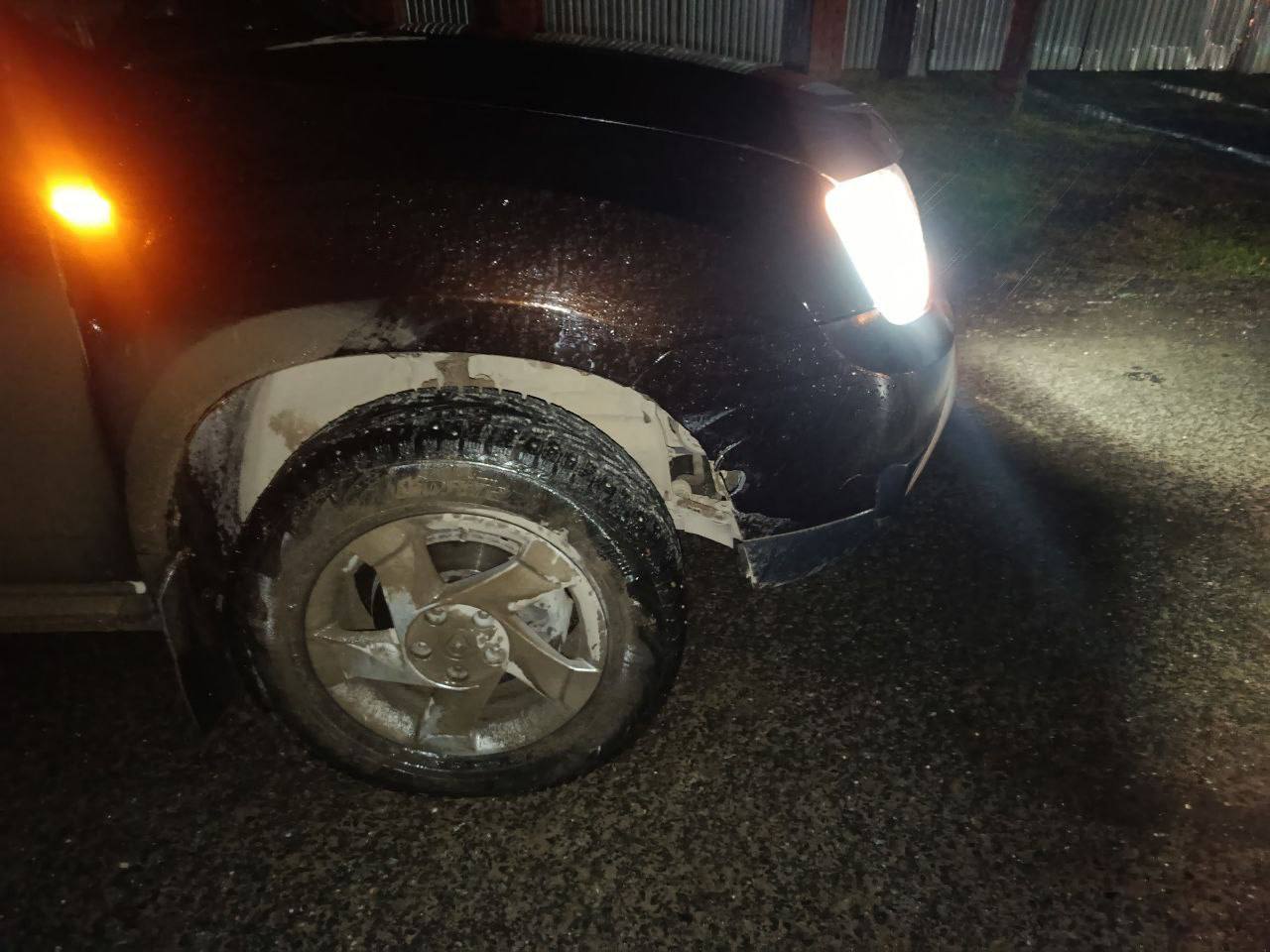 16 ноября 2025 года, около 1 часа, у дома №18 по улице Советской в посёлке Ильинское на территории Малопургинского района Удмуртии, по предварительной информации, 25-летний водитель автомобиля «Рено Дастер» совершил наезд на... 16 ноября 2025 года, около 1 часа, у дома №18 по улице Советской в посёлке Ильинское на территории Малопургинского района Удмуртии, по предварительной информации, 25-летний водитель автомобиля «Рено Дастер» совершил наезд на...