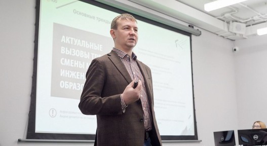 Исполняющим обязанности ректора ИжГТУ имени М.Т. Калашникова стал Михаил Писарев