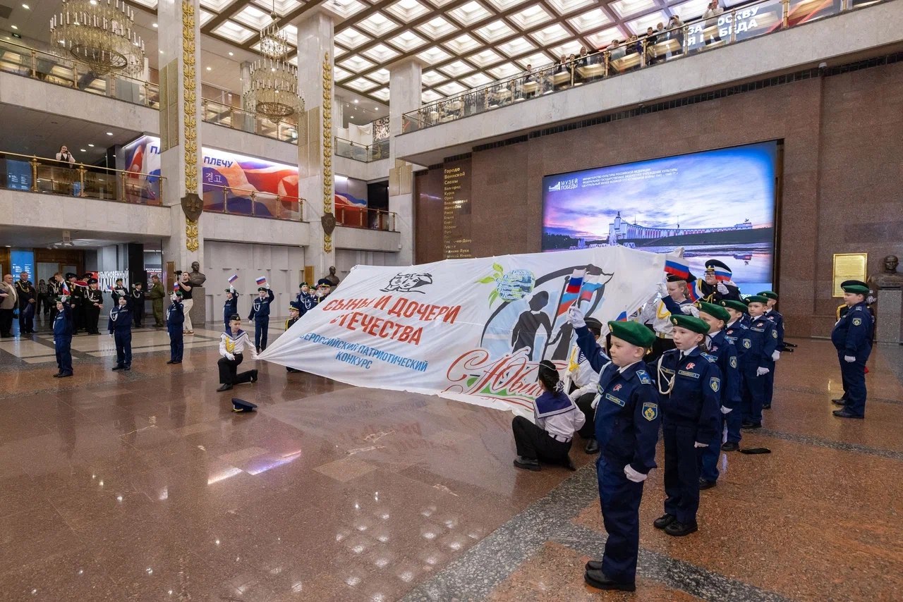 Кадеты Ижевска вновь на пьедестале почета Кадеты Ижевска вновь на пьедестале почета