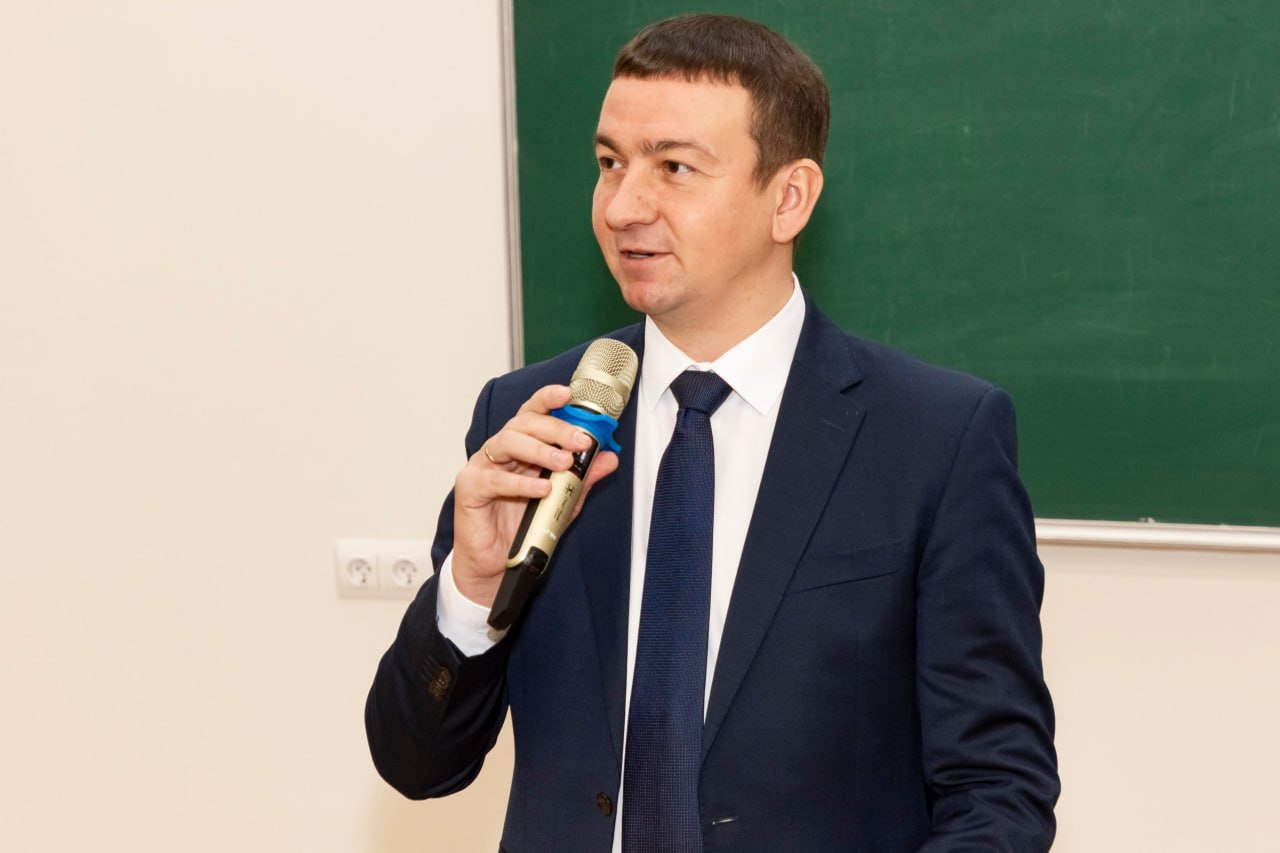 Сегодня в Ижевском государственном техническом университете имени М. Т. Калашникова (ИжГТУ) состоялись выборы ректора