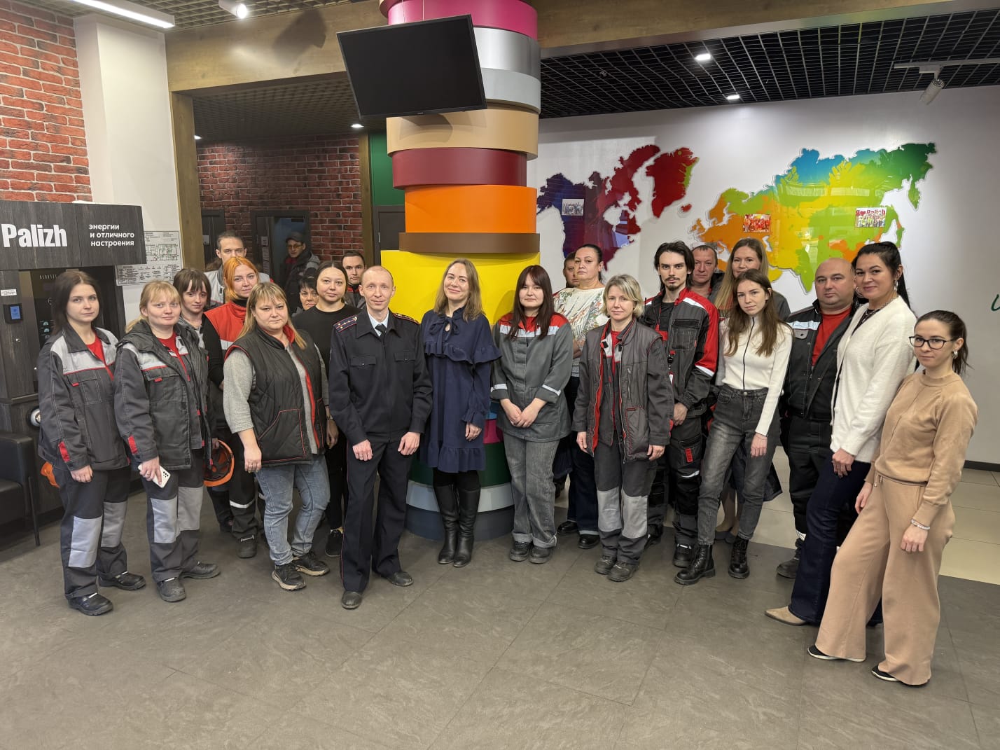 В Удмуртии полицейские проводят мероприятия в рамках всероссийской кампании «В безопасности» В Удмуртии полицейские проводят мероприятия в рамках всероссийской кампании «В безопасности»