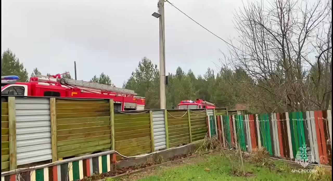 Новогоднее, но совсем нерадостное: гирлянда подожгла дом в Удмуртии