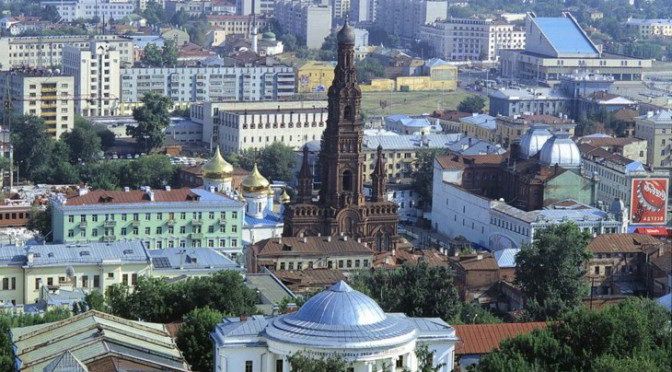 В поселке Игра частный нотариус обвиняется в злоупотреблении полномочиями