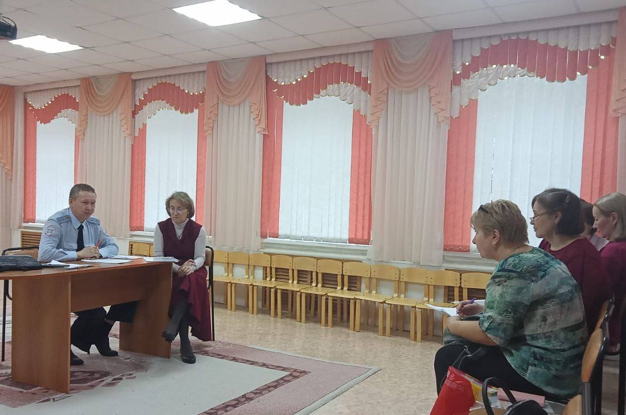 Комплексный подход к безопасности: Госавтоинспекция и дошкольные учреждения объединяют усилия Комплексный подход к безопасности: Госавтоинспекция и дошкольные учреждения объединяют усилия