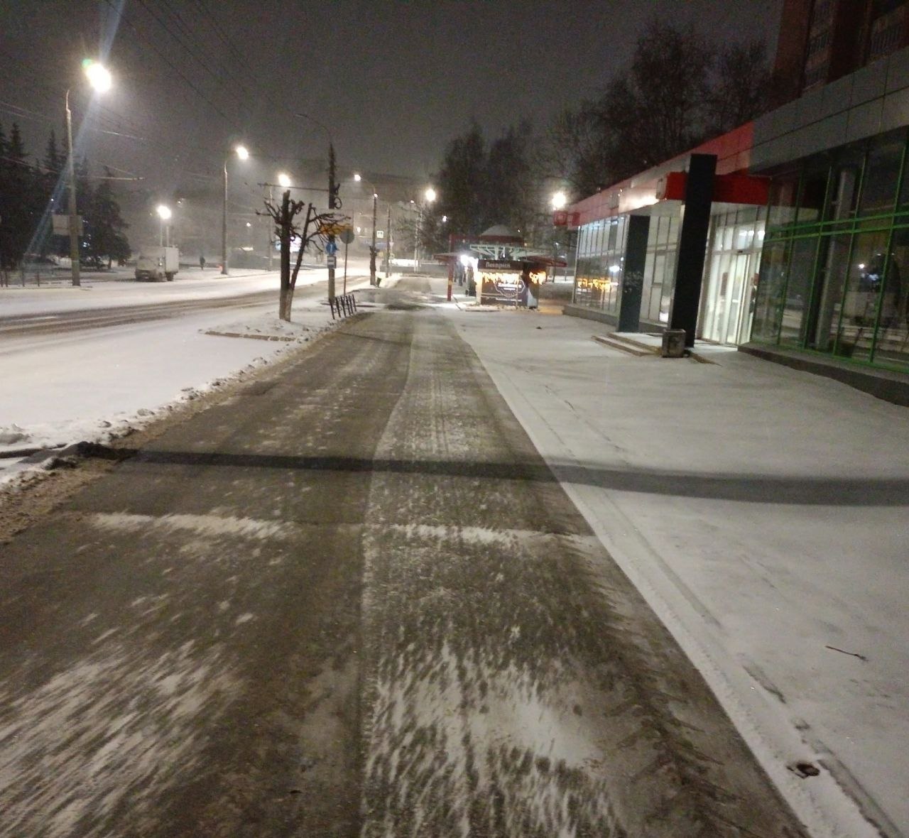 По-настоящему зимняя погода в Ижевске – с морозами и снегопадами По-настоящему зимняя погода в Ижевске – с морозами и снегопадами