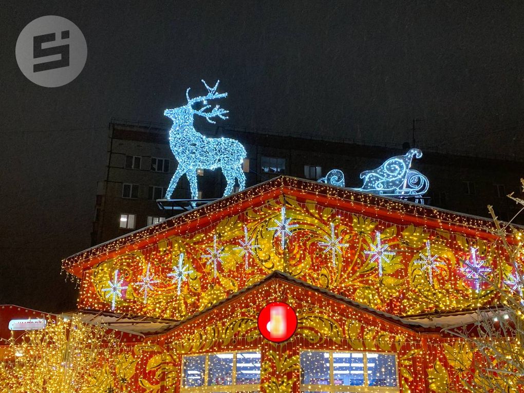 По мнению части ижевчан, настоящий «обратный отсчёт» до Нового года начинается, когда зажигаются гирлянды этих городских объектов, снискавших себе славу в медийном пространстве рунета посильнее ёлок европейских столиц