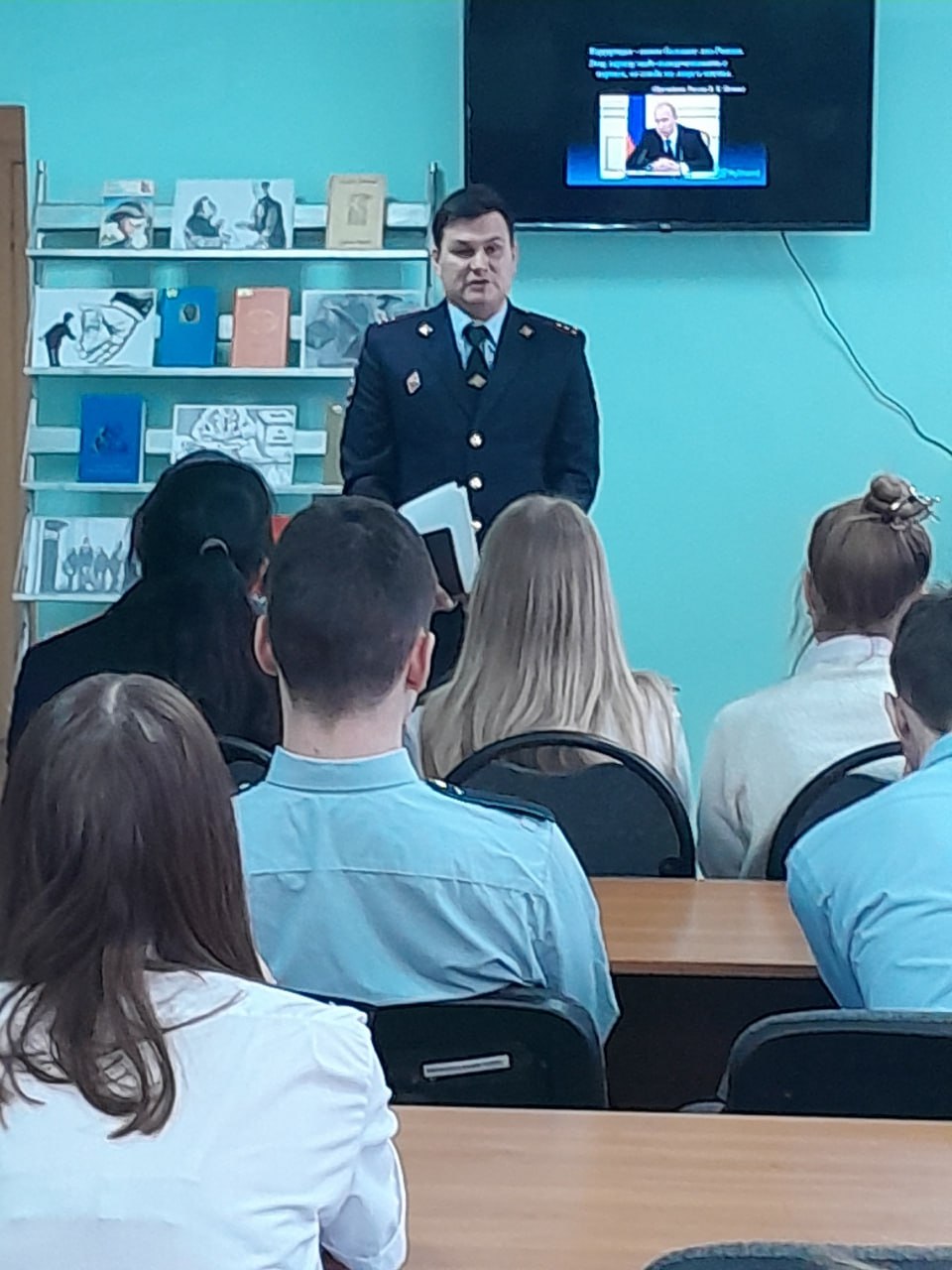 В Ижевске сотрудники транспортной полиции провели круглый стол, посвящённый борьбе с коррупцией