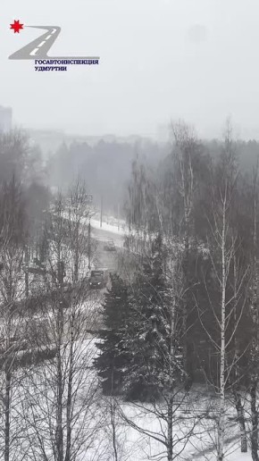 Снег, снег, снова снег. Придерживаемся правила держимскорость (а то и снижаем при необходимости до минимальной)