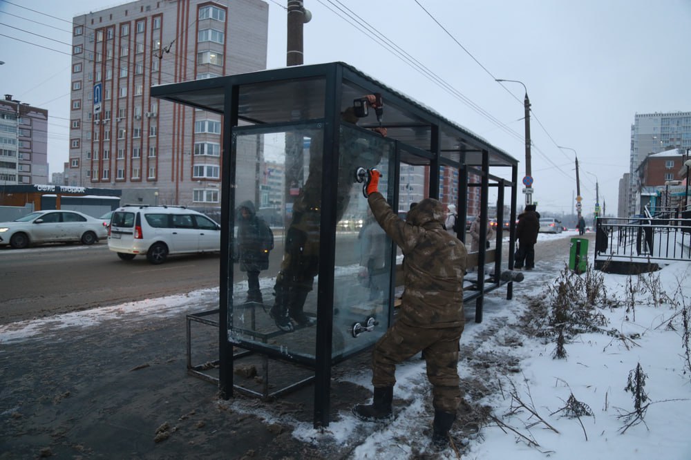 До конца года в Ижевске обещают установить 39 остановочных павильонов