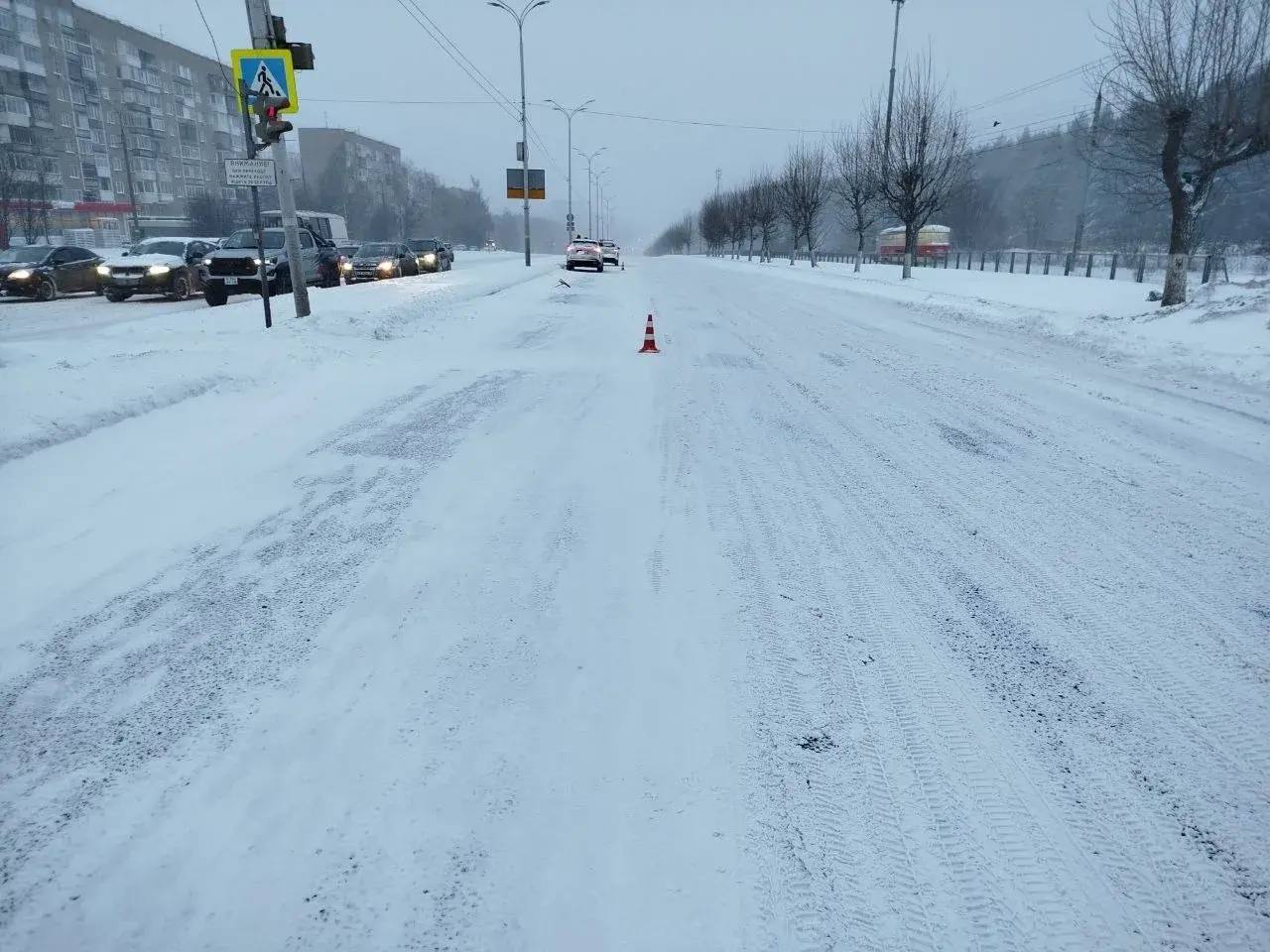 Пешеход пострадал в ДТП на регулируемом пешеходном переходе: обстоятельства устанавливаются