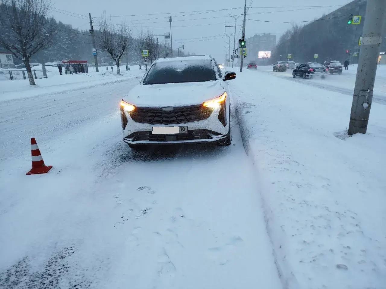 Пешеход пострадал в ДТП на регулируемом пешеходном переходе: обстоятельства устанавливаются Пешеход пострадал в ДТП на регулируемом пешеходном переходе: обстоятельства устанавливаются