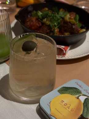 ���������������� ����������� � ��������: ����� � Poly ���� ��������� ���������� ������������