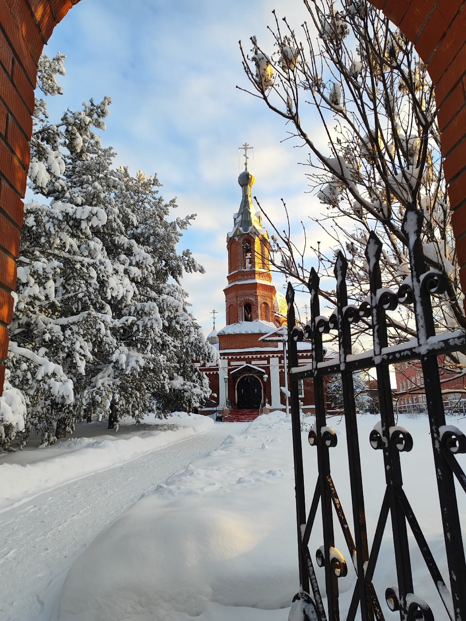 В 2026 году в селе Красногорское отремонтируют храм Покрова Пресвятой Богородицы, сообщает глава района Любовь Сергеева