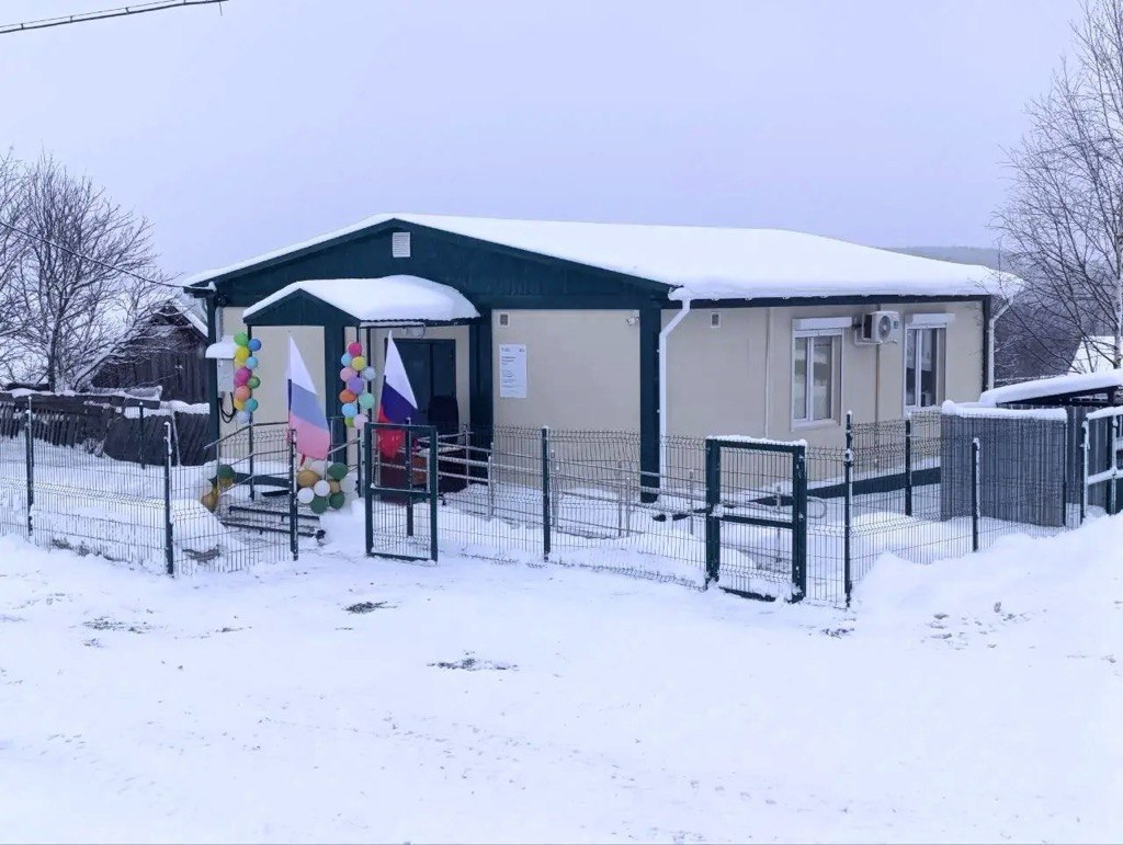 В деревне Новоелово Юкаменского района Удмуртии под конец 2025 года открыли новый ФАП, сообщает пресс-служба администрации района