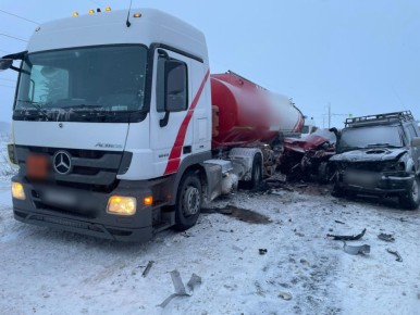 Авария с участием бензовоза произошла в Удмуртии