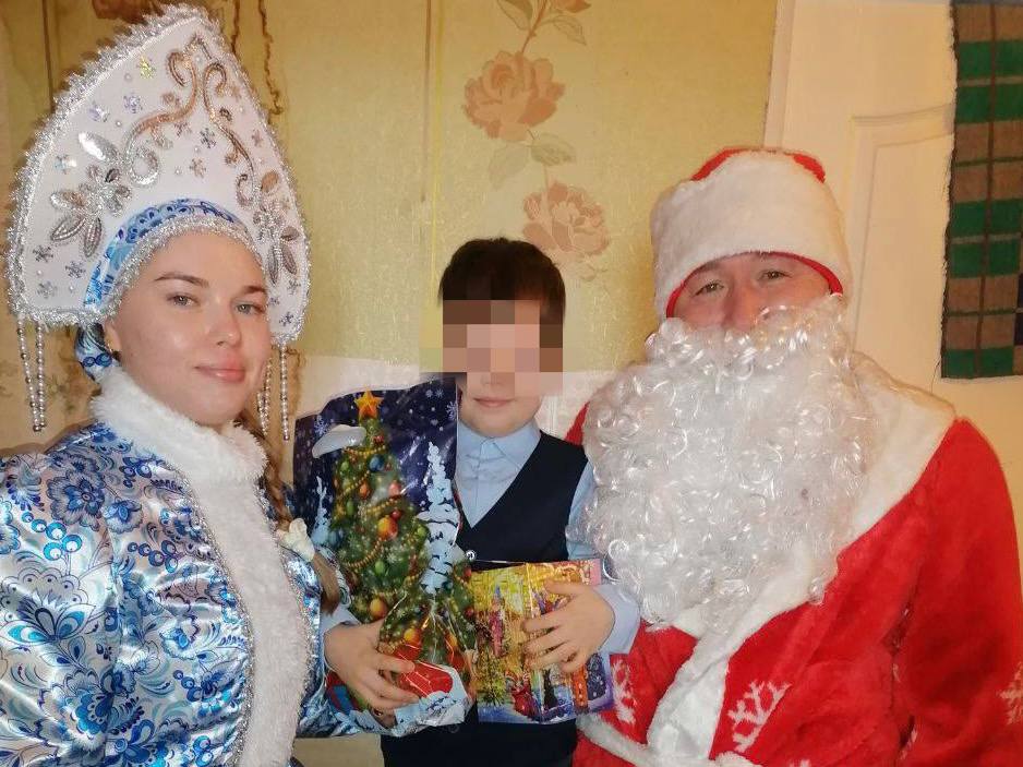 В Удмуртской Республике продолжается Всероссийская акция «Полицейский Дед Мороз» В Удмуртской Республике продолжается Всероссийская акция «Полицейский Дед Мороз»