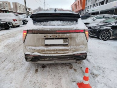 Пешеходам на заметку: остерегайтесь транспорта, двигающегося задним ходом