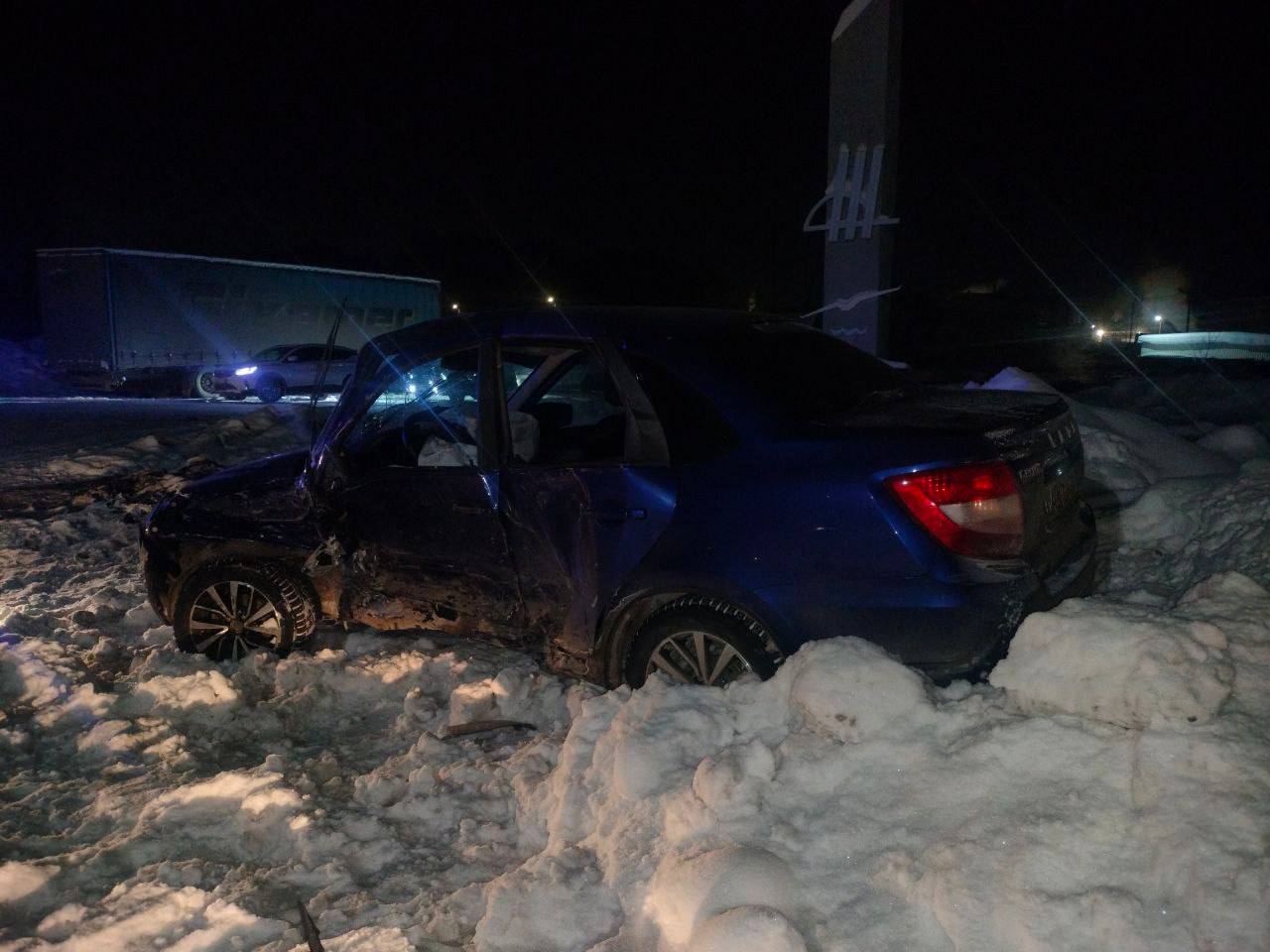 ДТП в Воткинском районе: пострадали пять человек ДТП в Воткинском районе: пострадали пять человек
