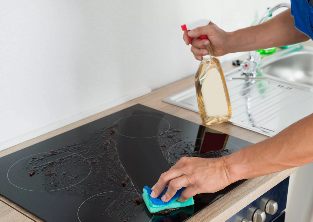 Эксперты объяснили, как продлить срок службы варочной панели простыми правилами