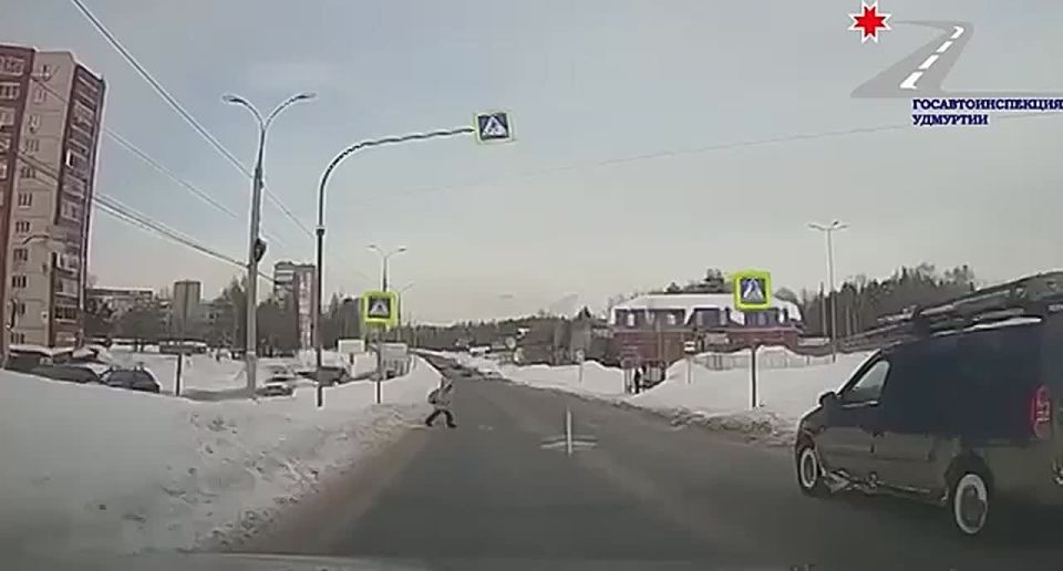 Девочка в больнице, мужчина погиб: вчера в Удмуртии сбили двух пешеходов