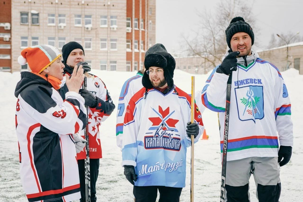 83 000 рублей на поддержку детей с ихтиозом помог собрать Кубок Главы Ижевска по хоккею на валенках с Кузей 83 000 рублей на поддержку детей с ихтиозом помог собрать Кубок Главы Ижевска по хоккею на валенках с Кузей