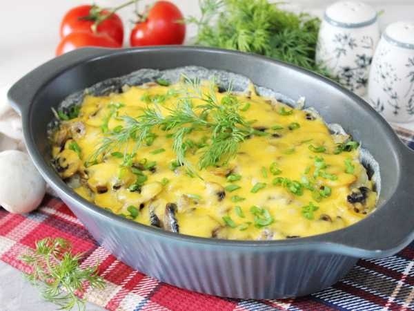 Мукрам: уютная запеканка с макаронами и грибами