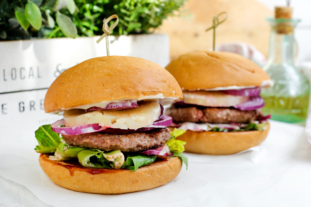 Как приготовить бургер 'Майами': идеальное сочетание вкусов