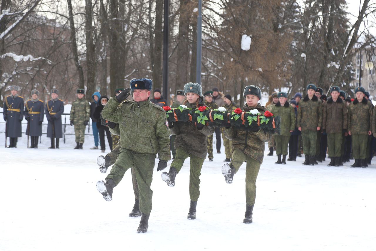 Митинг памяти в день начала специальной военной операции прошел в Ижевске Митинг памяти в день начала специальной военной операции прошел в Ижевске