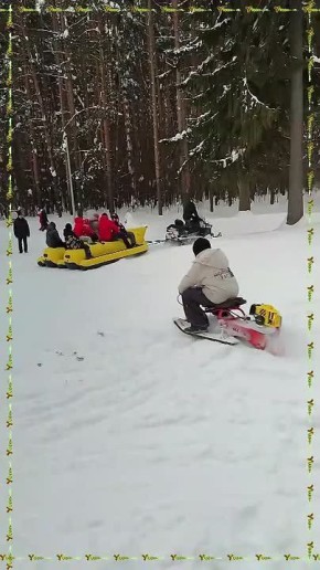 Вечером этой неспокойной пятницы упаковали звуки Ижевска в 30-секундное видео
