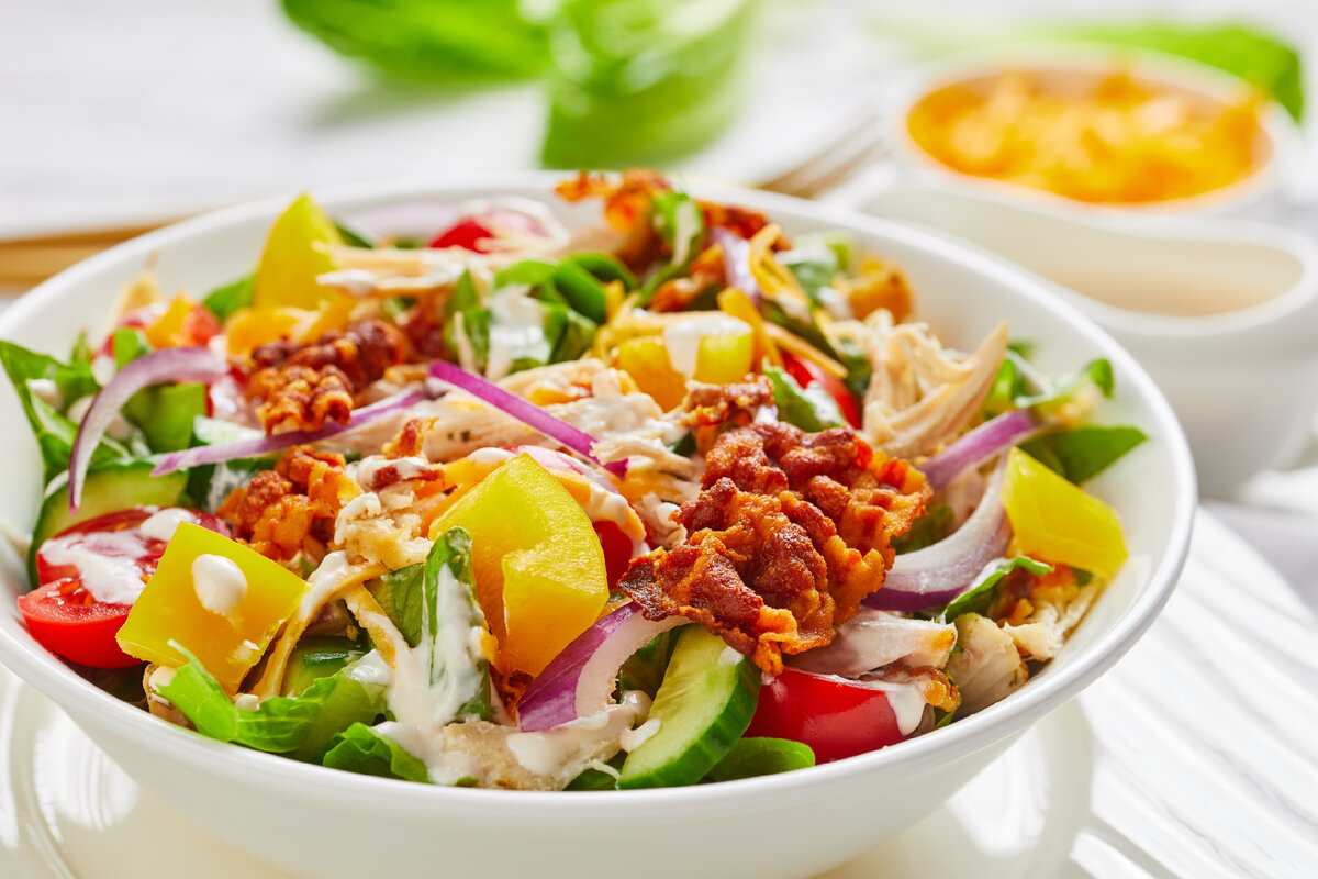 Ассорти вкусов: Азиатский манго-куриный салат с кешью