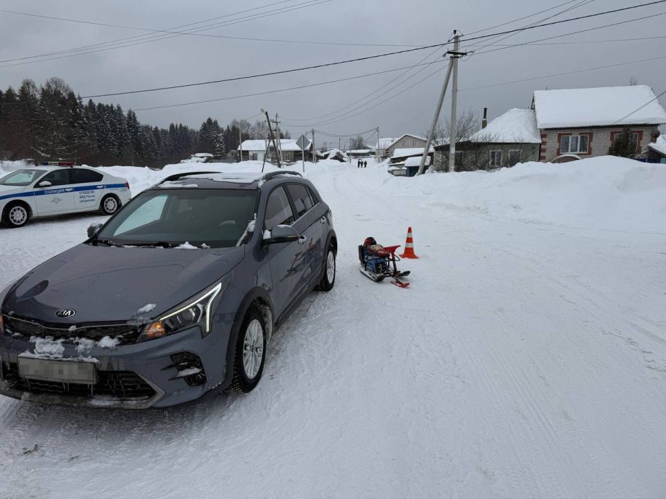 12-летний мальчик в пос. Игра выехал на дорогу общего пользования и совершил ДТП