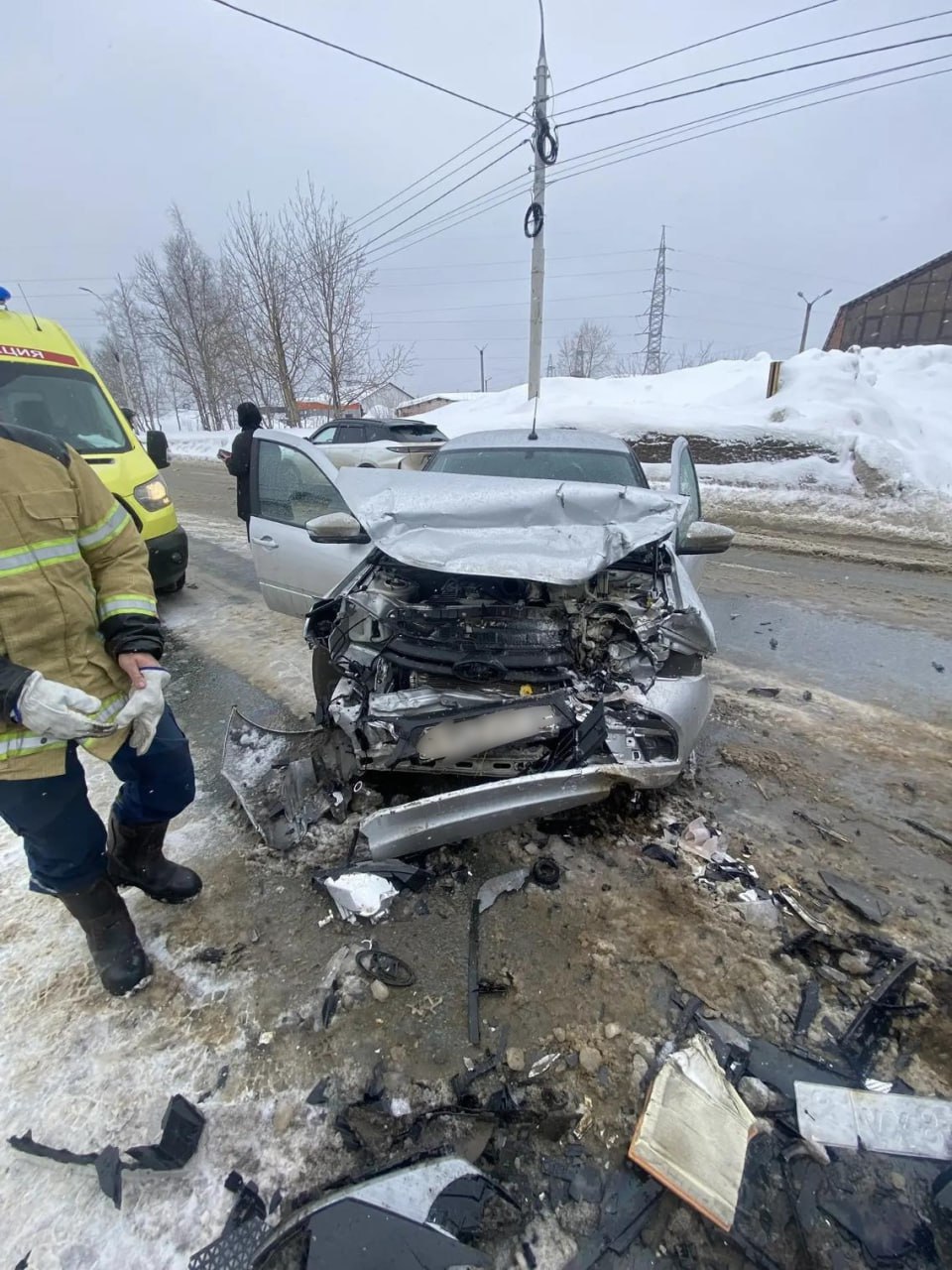 Столкновение в Ижевске привело к госпитализации одного из водителей Столкновение в Ижевске привело к госпитализации одного из водителей