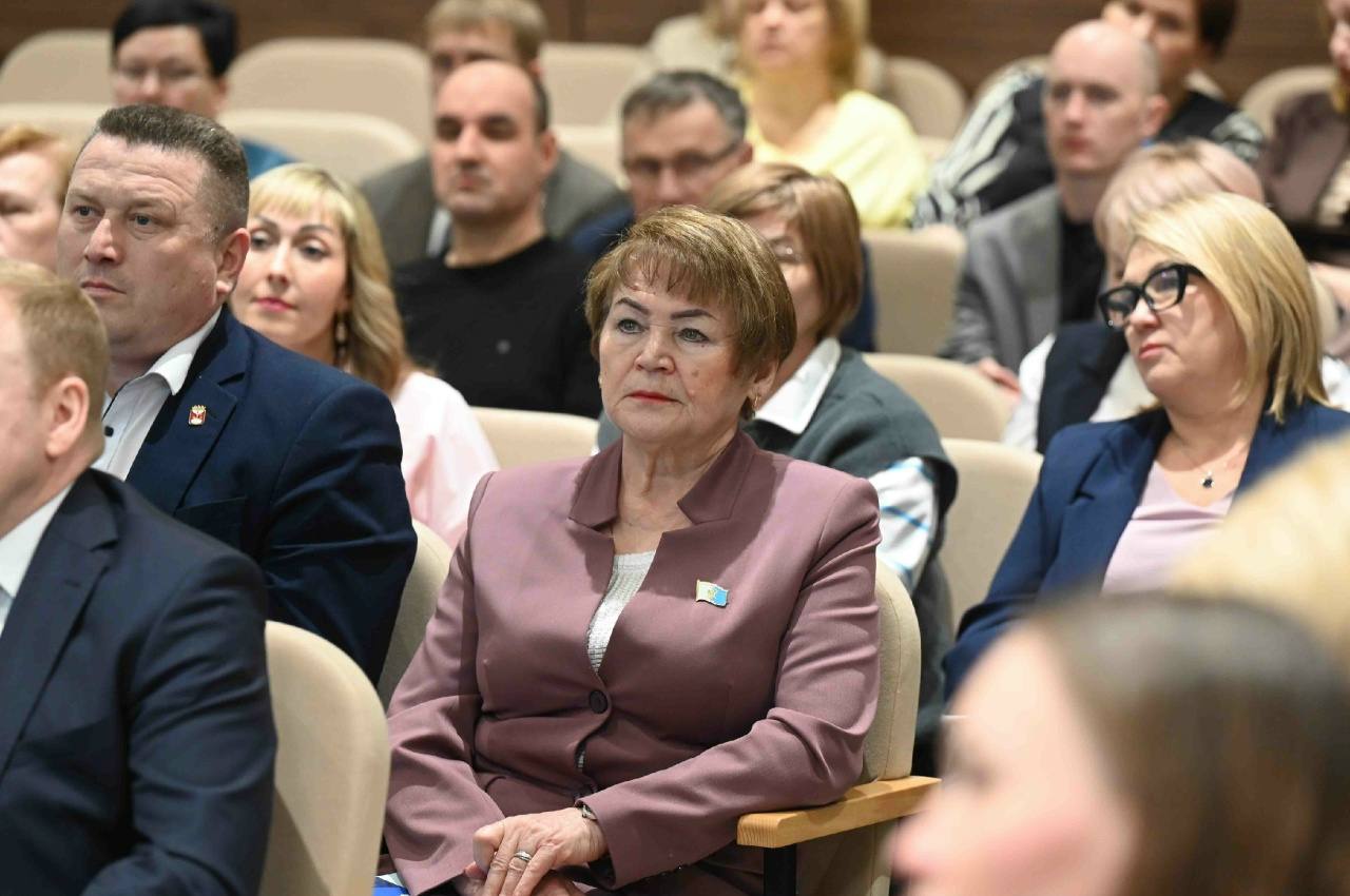 Жители Ижевска могут направить свои идеи и предложения в Народную программу партии #ЕдинаяРоссия Жители Ижевска могут направить свои идеи и предложения в Народную программу партии #ЕдинаяРоссия